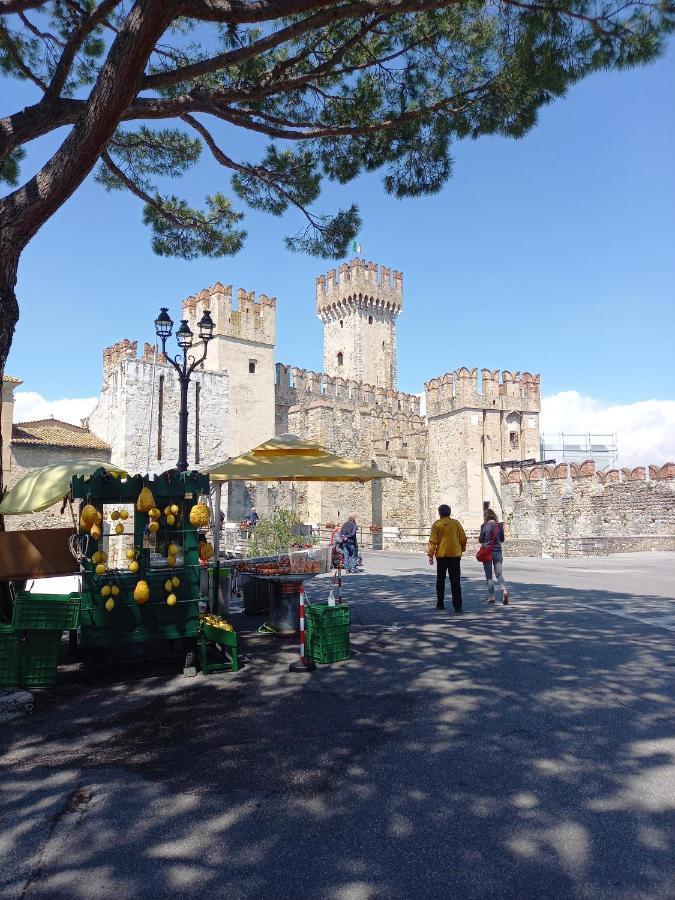 Il Nido Della Civetta Villa Sirmione Exterior photo